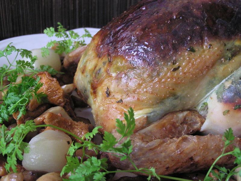 Poularde aux herbes