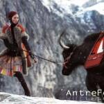 Mode : Publicité Hermès 2009, avec Mariacarla Boscono par Eric Valy