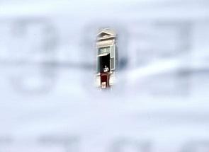 “les pompes et les oeuvres” vaticanales vatican-pompes-oeuvres-angelus-14-dec-2008.1230145003.jpg