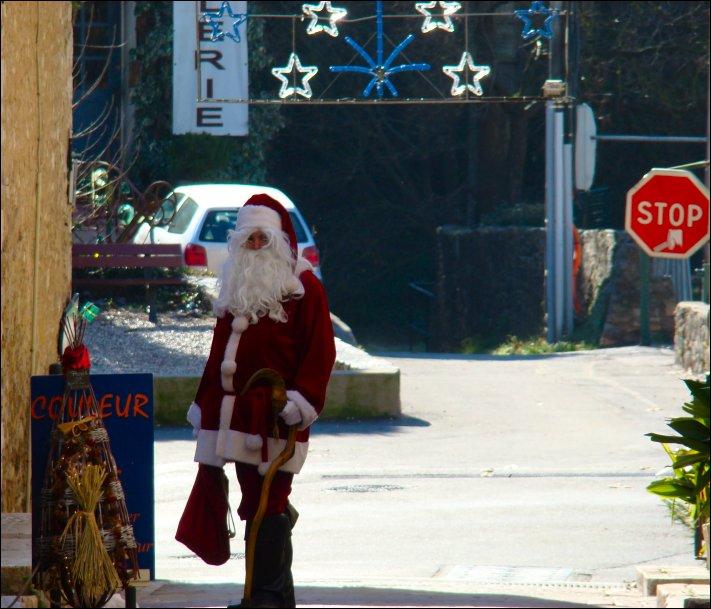 Palmiers, soleil et Noël à Valbonne Palmiers, soleil et Noël à Valbonne