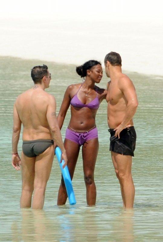Naomi Campbell en bikini