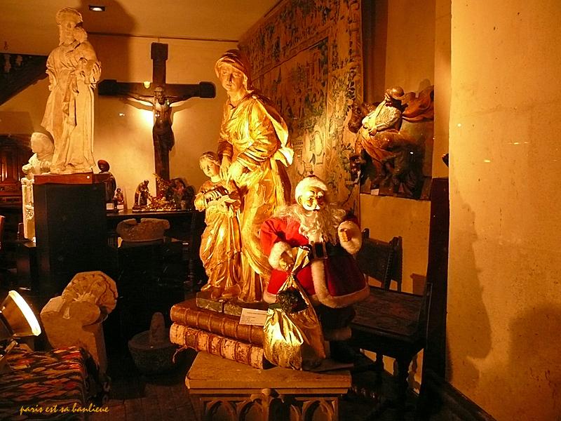 Pour en finir avec les Pères Noël de banlieue, suite et fin ;-) vierge-au-pere-noel-2.1231009439.jpg