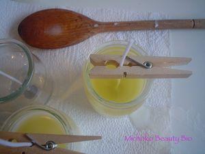 Faire des bougies à la cire de soja parfumées pinces2