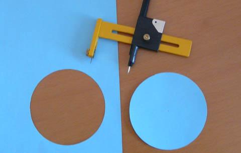 Outil pour le découpage et le bricolage : le compas cutter