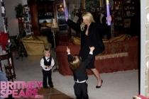 Britney Spears en pleine chorégraphie avec ses enfants 