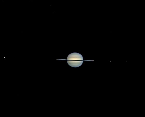 Saturne lunes Stuart Thomson