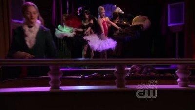 Gossip Girl - Episode 14 saison 2: In the realm of the Basses