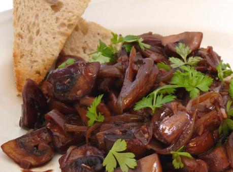 Champignons à la bordelaise Champignons à la bordelaise