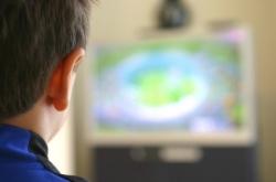 La télévision met la santé des enfants en danger enfant télévision