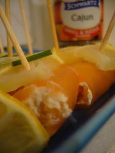 Petits roulés au saumon fumé Petits roulés au saumon fumé