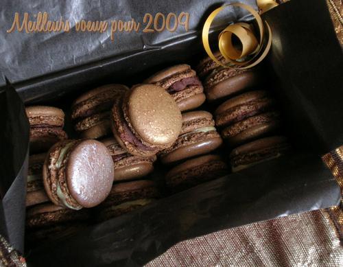 Joyeux Noël ! Avec des macarons d'or et d'argent Joyeux Noël ! Avec des macarons d'or et d'argent
