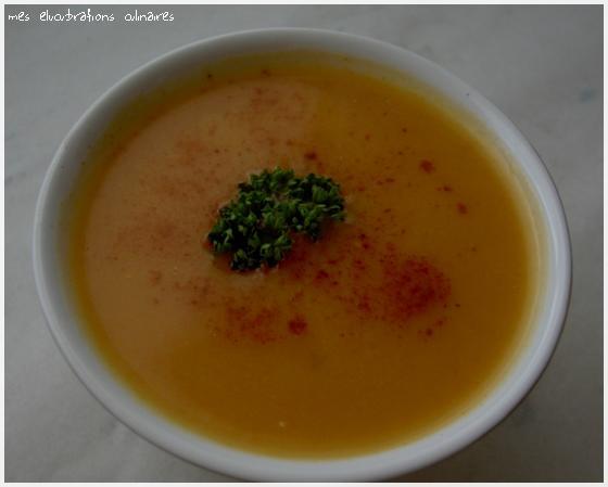 Soupe hot aux 3 « C » : Courge, Curry rouge & Coco