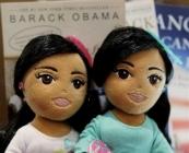 Malia et Sasha Obama version poupées. Qui est qui ? 