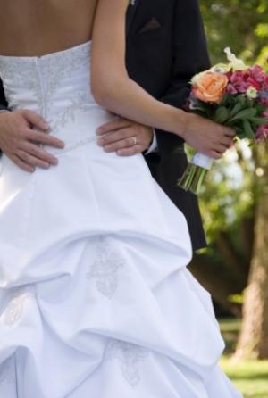 Un couple se marie cinq fois en moins d'un an Mariage