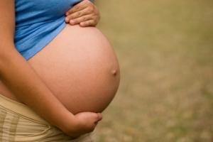 Une femme enceinte depuis soixante ans Enceinte