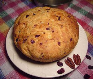Cranberries pecan nuts loaf Kopyas__presentation