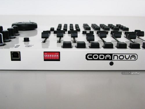 Le contrôleur MIDI Codanova VMX VJ v2 est arrivé