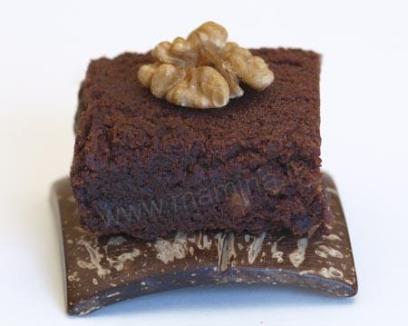 Recette simple: brownies tres noirs aux noix et au piment d'espelette