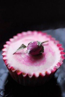 L'homme qui finalement parlait aussi à l'oreille des cupcakes... et lancement du 1st CUPCAKE DAY ! La folie cupcake continue...