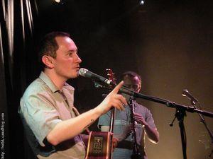 À ton avis est ce que tu crois qu'un jour on jouera dans une salle bien remplie.... DSCN3297