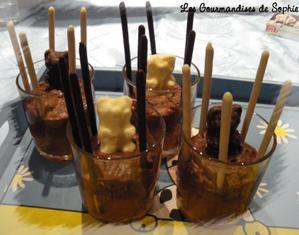 Cage aux mikados express (verrines chocolat abricot) Cage aux mikados express (verrines chocolat abricot)