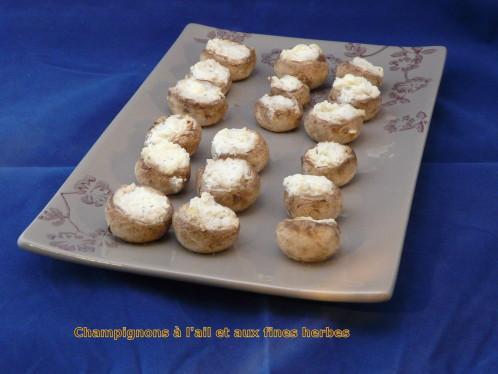 Petits chapeaux à l'ail et aux fines herbes champignons.jpg