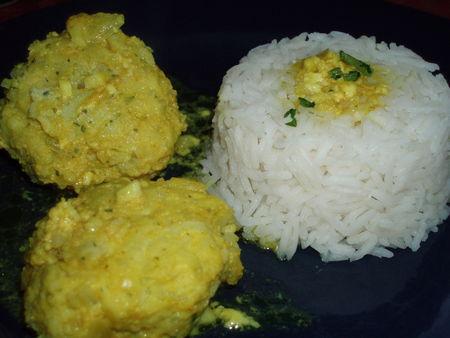 Le poisson se met en boule ! P1256819