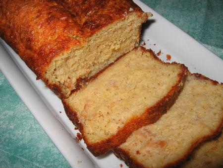 Délicieux et incontournable cake au thon IMG_0256