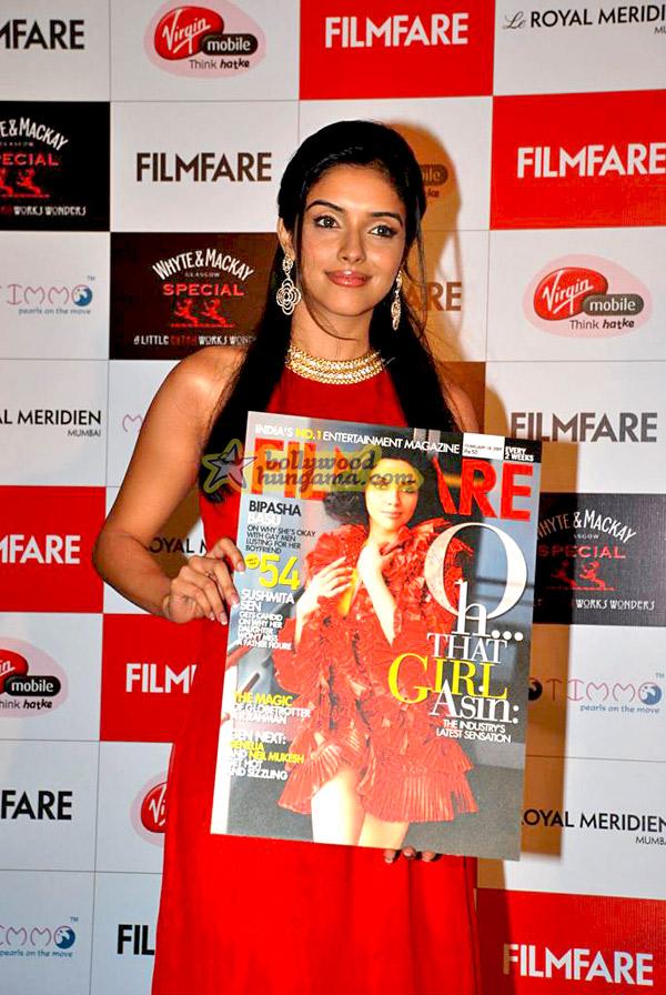 [PHOTOS] Asin unveils new Filmfare issue