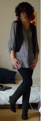 Dans le dressing de Kaamiye.