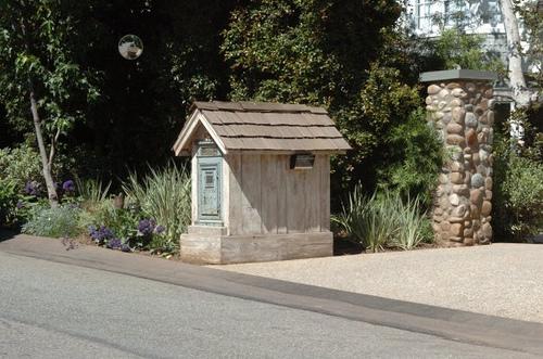 Tant qu’à potiner…