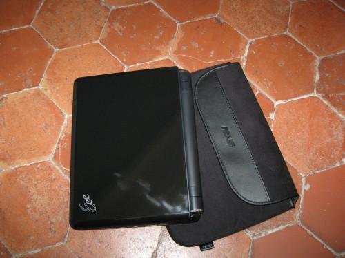 Un petit itsi bitsi tini ouini, tout petit, petit, ordi ... IMG_0147.JPG