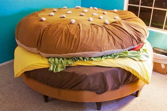 the-hamburger-bed