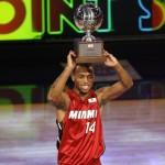 Daequan Cook remporte le Footlocker Three Point Shootout Contest