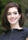 Anne Hathaway : une brune au charme ravageur