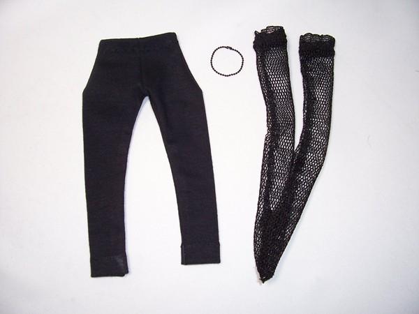 Ma commande de vêtements OOAK avance :)