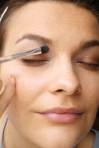 Maquillage printemps été 2009 de Revlon + Rouge à lèvres Shiseido