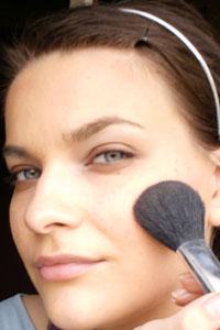 Maquillage printemps été 2009 de Revlon + Rouge à lèvres Shiseido