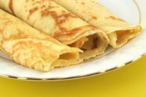 La plus haute tour de crêpes du monde mesure 75 centimètres Crèpes