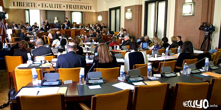 Puis soudain, Estrosi compara Allemand à Hitler Puis soudain, Estrosi compara Allemand à Hitler