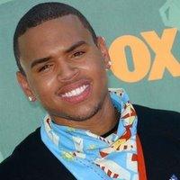 Chris Brown plaidera la legitime defense à son procès face à Rihanna