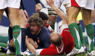 Blog de antoine-rugby :Renvoi aux 22, Sursaut d'orgueil. France 21 - Pays de Galles 16