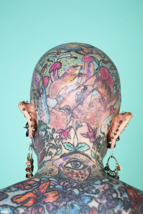 La femme la plus tatouée du monde