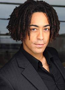 Comédien Québécois accusé de pornographie juvénile