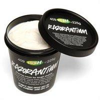 LUSH : BARBIER DE CES VILLES contre les poils les plus rebelles !