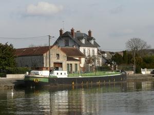 Un 38m venu de CHARLEROI à St Mammes