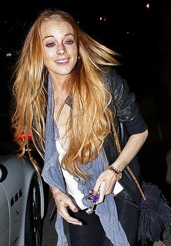 Lindsay est dans le trouble !!