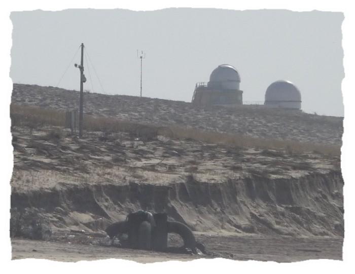 La plage et le missile domes.1237054588.jpg