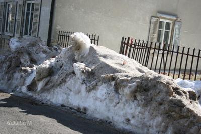 Photos du jour: 15 mars 2009 La Chaux-de-Fonds: neige sale 15 mars 2009