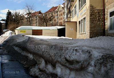 Photos du jour: 15 mars 2009 La Chaux-de-Fonds: neige sale 15 mars 2009